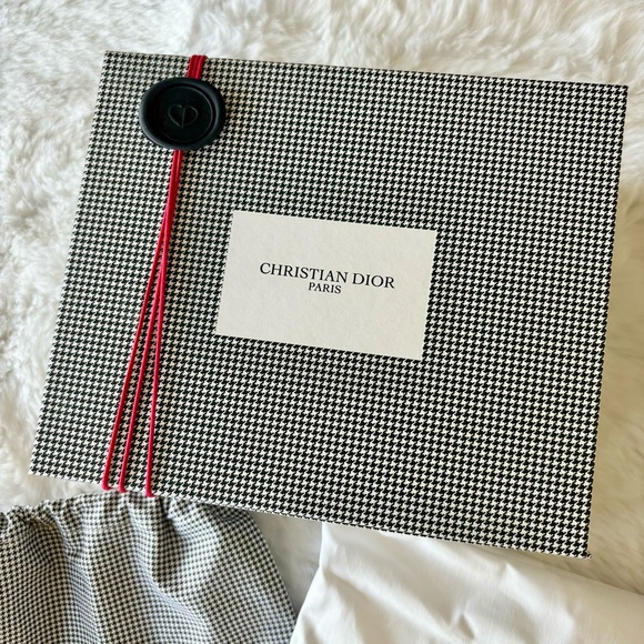 NEW Dior Bundle Houndstooth Gift Box Drawstring Pouch Bag Cosmetic Pillow - Picture 11 of 16